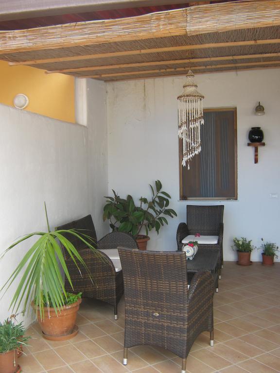 Albergo Seaside Leni Zewnętrze zdjęcie